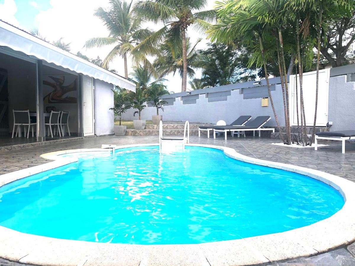 Villa Seo Avec Jacuzzi Proche De La Plage Sainte-Anne  Zewnętrze zdjęcie