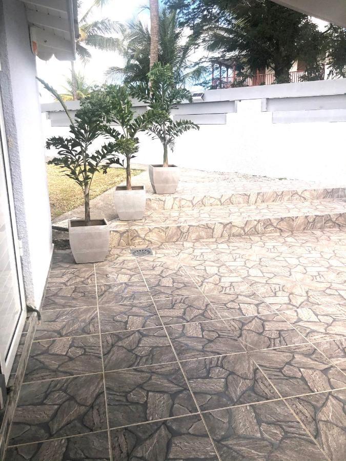 Villa Seo Avec Jacuzzi Proche De La Plage Sainte-Anne  Zewnętrze zdjęcie